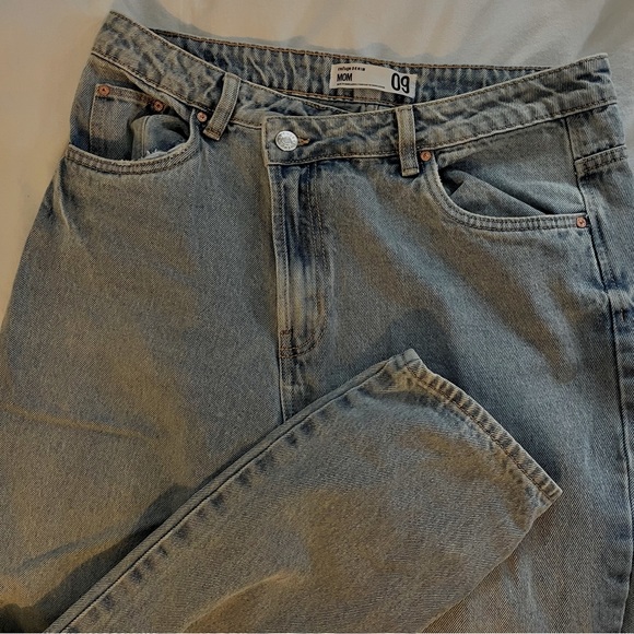 Light blue, denim mom jeans - Picture 1 of 2